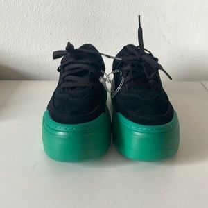 UGG Marine Mega Trainer Women US Size 5 | UK 3 | EU 36